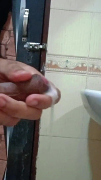 Il matrigna ha fatto molto sesso a casa in memoria della sua sorellastra