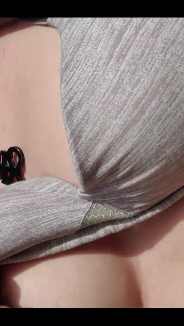 Titty Outdoor (FondaDix)