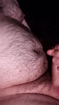 Peluda gay mastubating