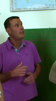 Sexy blondýnka hladová po ptákovi dostane výstřik na obličej po horkém šukání se svou těsnou mokrou kundičkou
