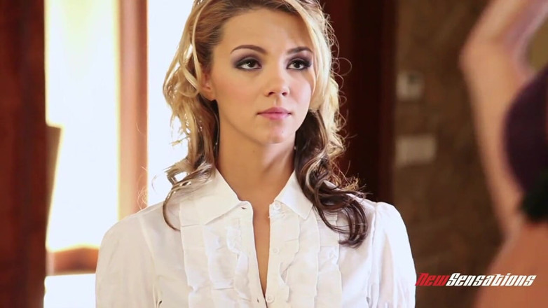 Ashlynn Brooke: Ashlynn și Tori - Fanteziile lesbiene ale lui Ashlynn Brooke # 01