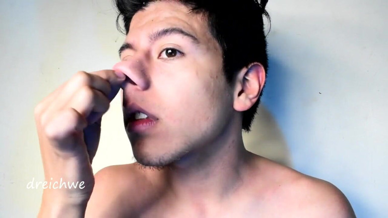 Dreichwe: Nose fetish