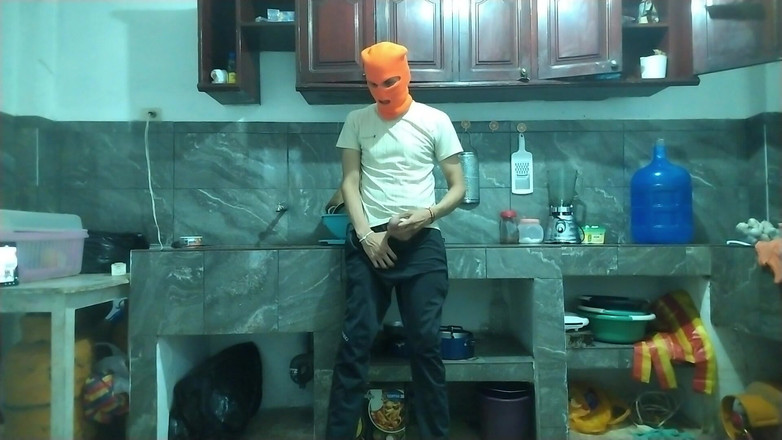 NEGRITA SEXY: 의붓여동생과 얘기하고 있었는데, 그 때 나는 그녀에 대해 환상을 빠기 시작했다.