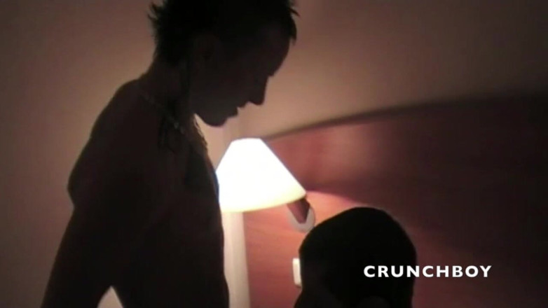 French Twinks Amator videos: Slampa twink knullad av överraskning för denna brithday