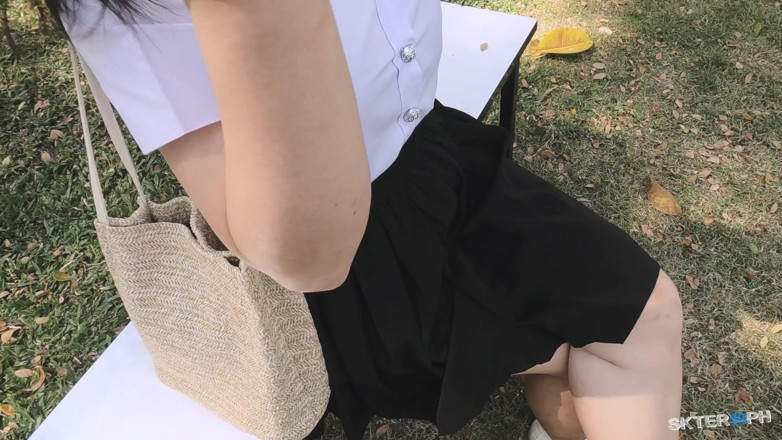 18_honey: Muie asiatică thailandeză în mașină