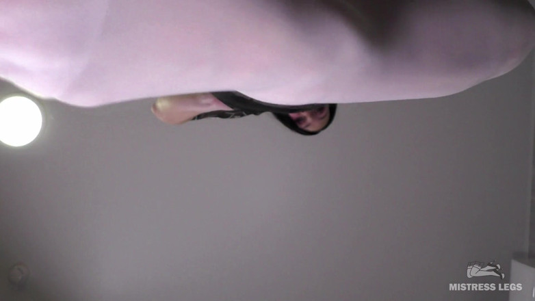 Mistress Legs: saphed pentihoj pahni gand ki gand chudaee