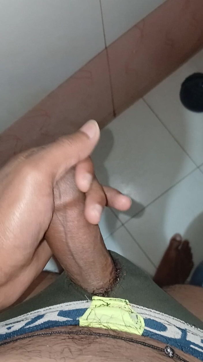 Hot sexy Sneha: Соло мастурбація члена, камшот у ванній кімнаті