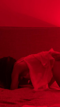 Cheating Arab Hotwife Tries Arab Cock