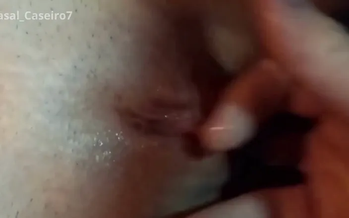 Casal Amador: Playing with My Wife's Pussy