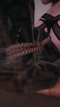 B025 Hamba Tentacbondage Si cantik Asia duduk muka, kentut, menjilat dubur