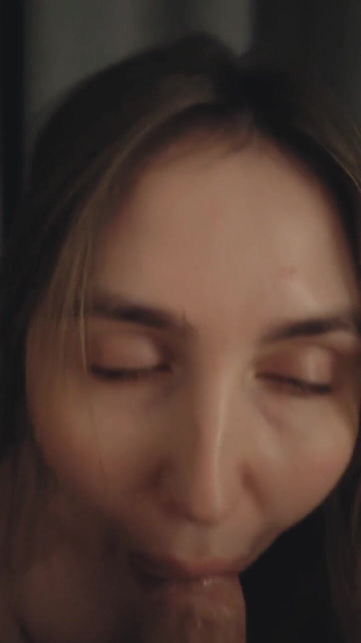 Alina Rai: 人妻的私人性生活：只和我老公分享