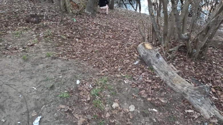 SexyFairyTale: Ragazza catturata nella foresta