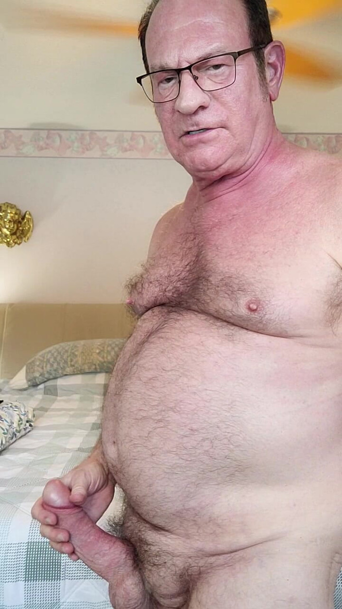 DaddyLNargo: Děda je sexy