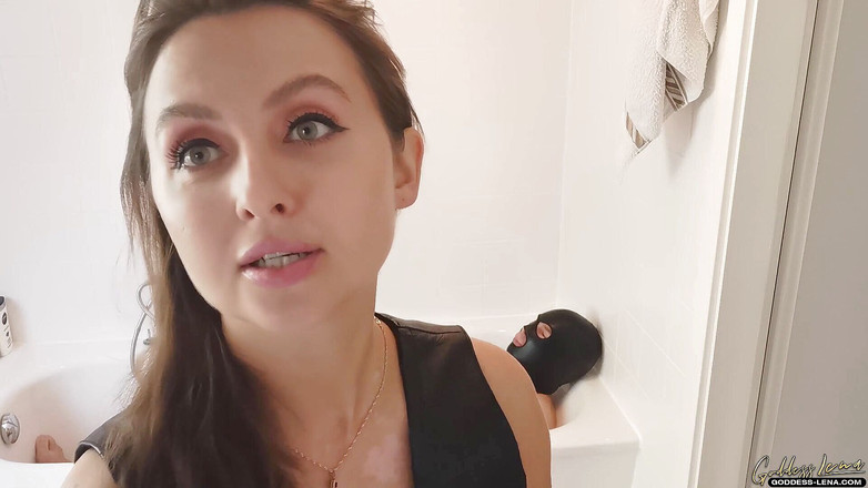 Goddess Lena: Esemplare femminile per Sebastian