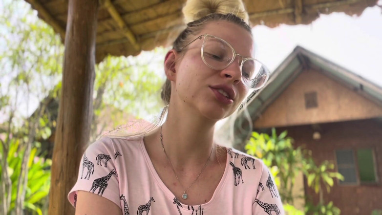 Goddess_Bella_Rae: Proč by každá žena měla chtít ženský vztah (duh)