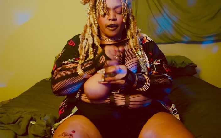 Rue, The Waning: Redbone Findomme tě vysává pohledem