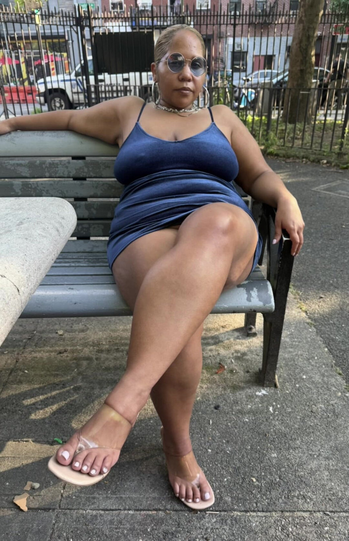 PutiLing: Fotografii erotice sexy cu o femeie sexy voluptoasă din Puerto...