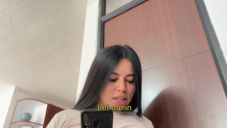 Naty Delgado: Üppige öffentliche üppig!! Meine stiefschwester entdeckt mich und prüft mich dann!! Ich...