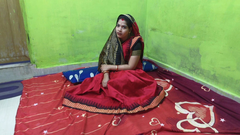 Sona bhabhi: Ik neuk mijn mooie stiefzus als mijn stiefmoeder niet thuis...