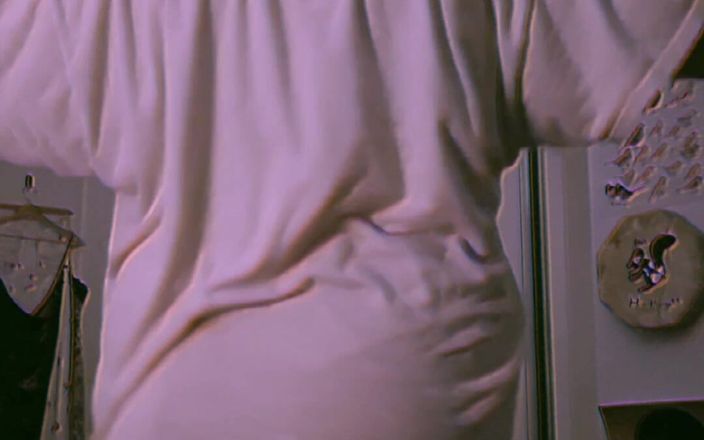 MyPrejacBoyfriend: Goyangin pantat bahenolku dengan musik