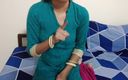 Saara Bhabhi: Hade en mycket lång knull av smöra grannen med saker....