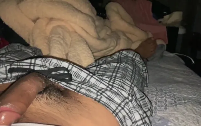 Xooshua (xblue18): Huge Cock and Tight Gay Ass