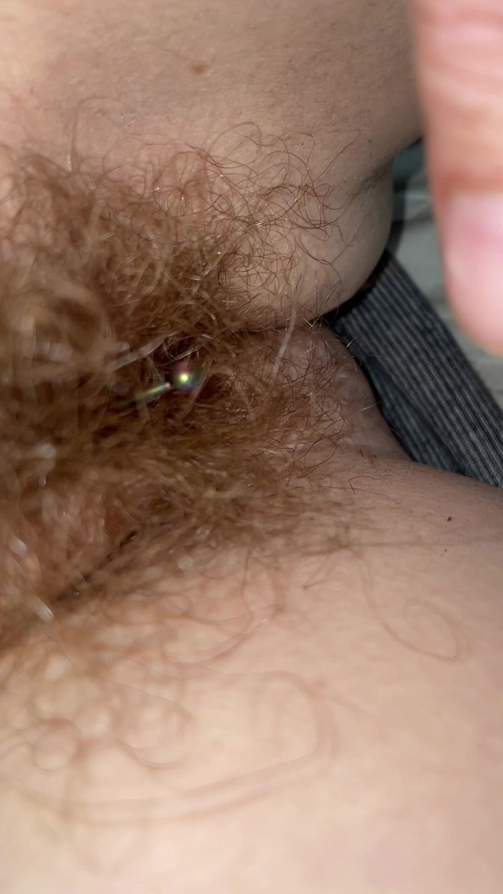 MistressWriggler: One Hair Heaven as a Single Pube Gets Caught Around...