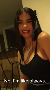 Kolombiyalı üvey kız kardeşim beni fotoğraflarına mastürbasyon yaparken yakaladı ve sonunda beni ham sikiyor! Manuela Vae - Papuchizz