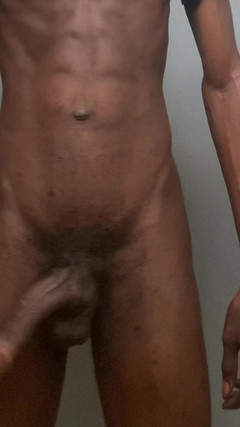 Slimniqqa: Hung BBC Dobře se baví ve veřejné koupelně