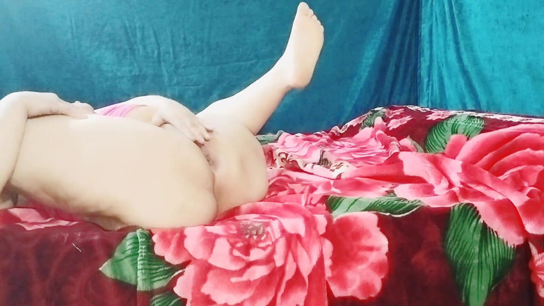 Ahmed and Samah: サウジの若者とのセックス