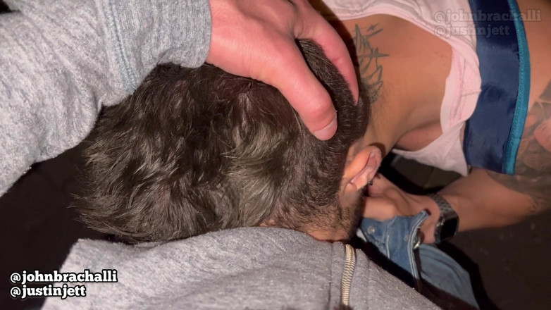 John Brachalli: Sucer une bite dans la rue