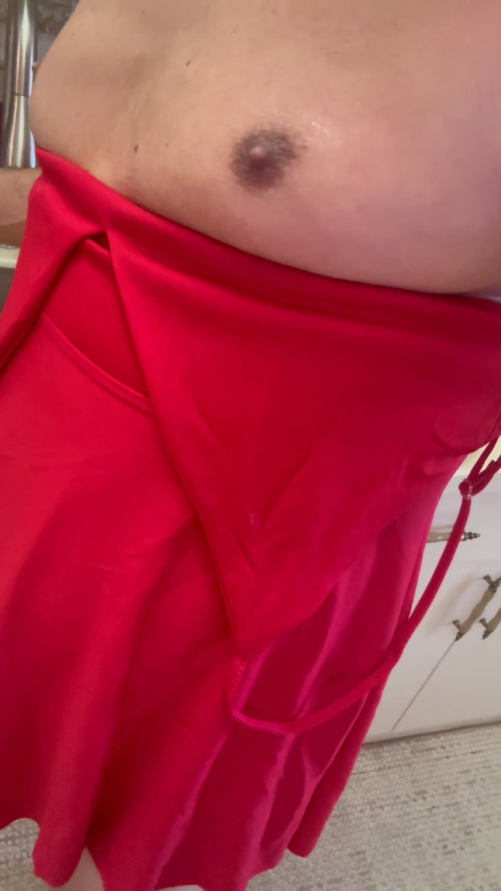 cd_aysemmm: Milch strömt aus meinen brustwarzen! Ich werde zur frau