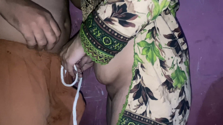 Rabiasex01: Bhabhi-ji made my day today.