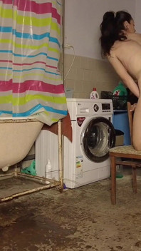 Stiefschwester erwischte mich beim wichsen und ich musste sie ficken und ihre muschi mit dickem sperma füllen