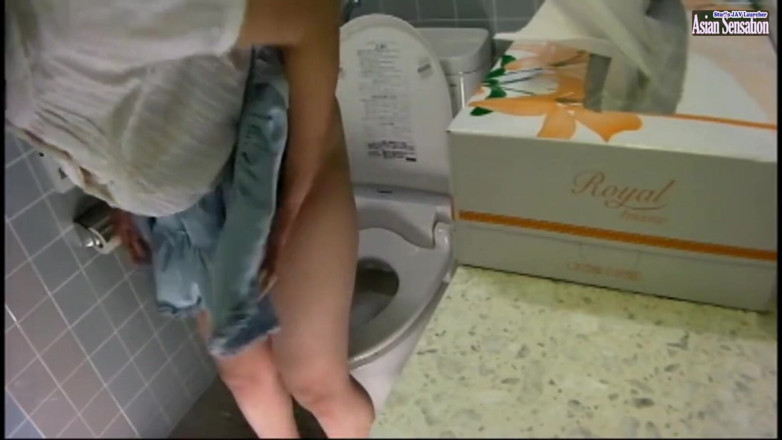 Studio JAV Launcher: Stuck up Older Women - Toilet Masturbation Collection of 25 - Ep25