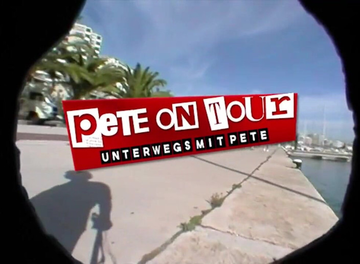 Pete on Tour: Stepmother Conny and Stepdaughter Tessa Make Sex Games with Gardener