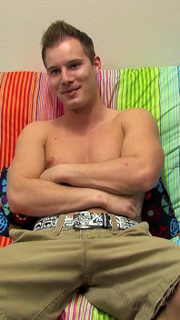 Phỏng vấn: Tyler Andrews