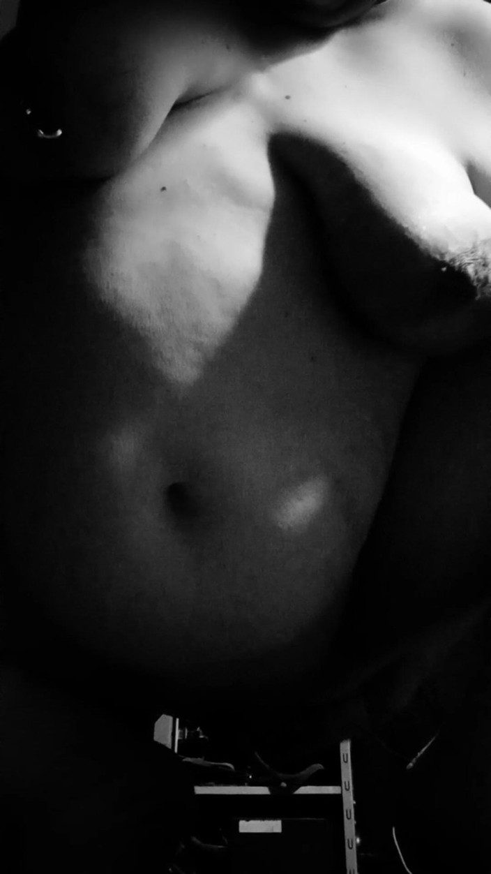 Princess Udders: Şişman Prenses Gölge Tbbw Anal Dildo B&amp;w'de Doruk Noktası