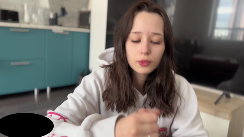 HannahKim: Una desconocida se coló en mi casa y quiso robar...
