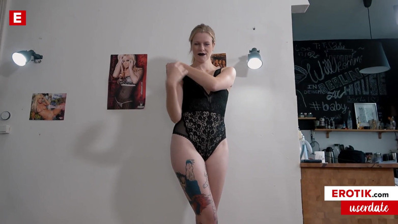 Erotik Com Userdate German: lomri bhare land ki laalsa vaali chudaee angel Claudia Swea...