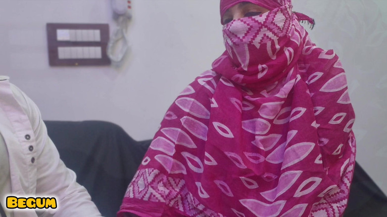 Rukshaar Begum: 医生的冒险 - 印度穆斯林女孩与医生性交