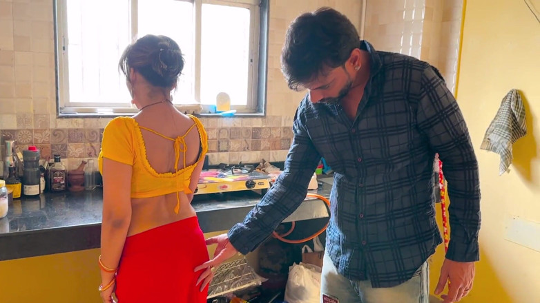 Next short: India savita tiene sexo con su jefe en su casa