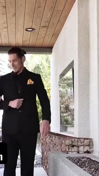 Virgens nervosas Hazel Moore e Jazmin Luv são fodidas por seus padrastos antes do casamento
