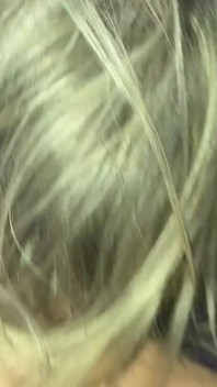 Gerçek sikiş geil geil domaltmalı göt sikiyor sarışın orta yaşlı seksi kadın