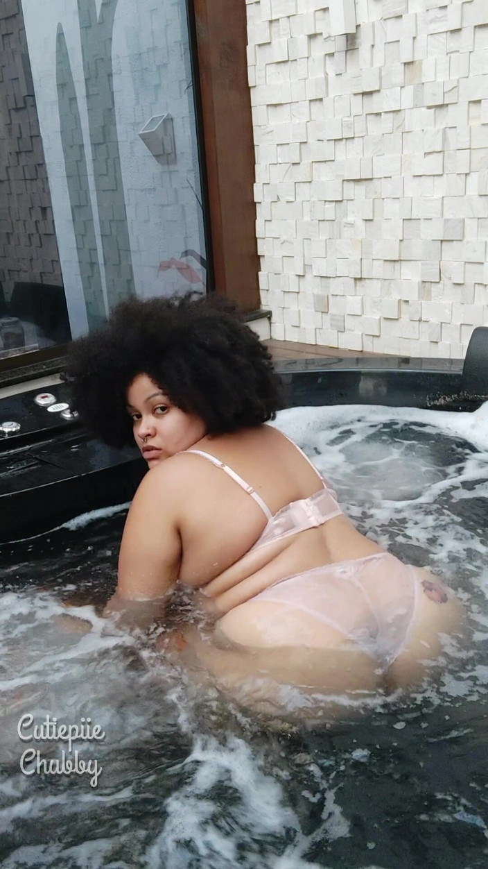 Cutiepiie Chubby: BBW, dicker arsch, whirlpool-spaß
