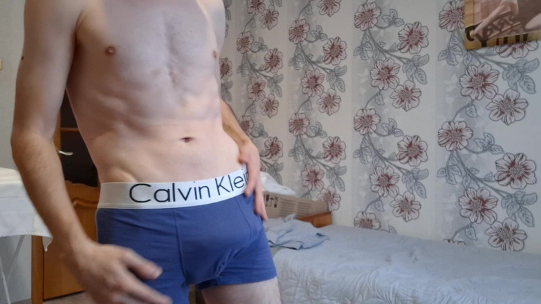 AlexRusFun: Pria kurus lagi pamer kontol dan lubang pantatnya