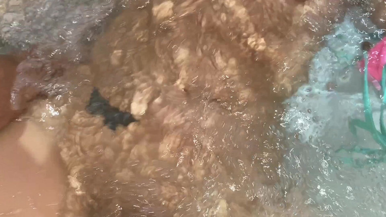 Yohamedi: Một điệu nhảy gợi cảm và sau đó đụ