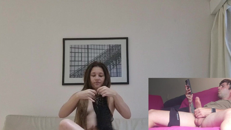 Latinascachondas: Un'amica Calda Che Gioca in Cam