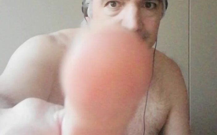 Setesesso7: Una sega per te amica mia
