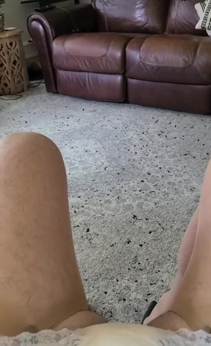 Takepad: 透けたパンティ越しにイく